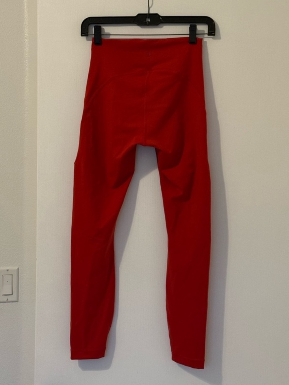Lululemon Oxford red leggings - Picture 2 of 3